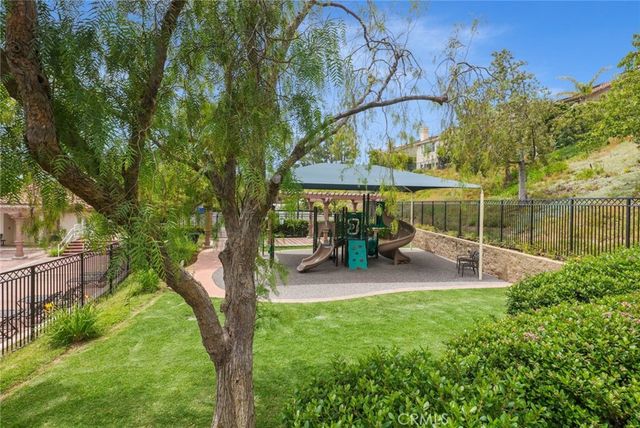 20616 Vercelli, Porter Ranch, CA 91326