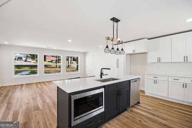 2799 Hermosa Drive, Decatur, GA 30034