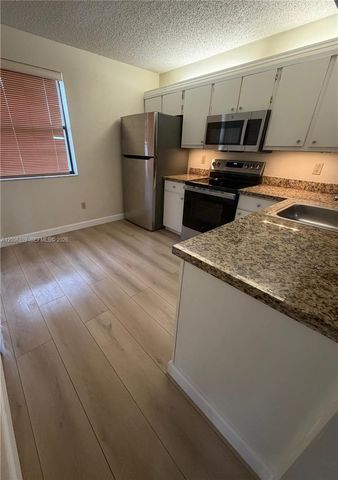 1201 N Liberty Ave 1201H, Homestead, FL 33034