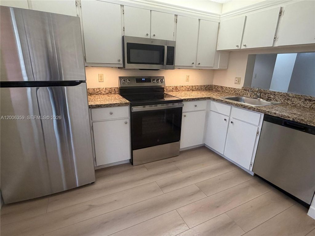 1201 N Liberty Ave 1201H, Homestead, FL 33034