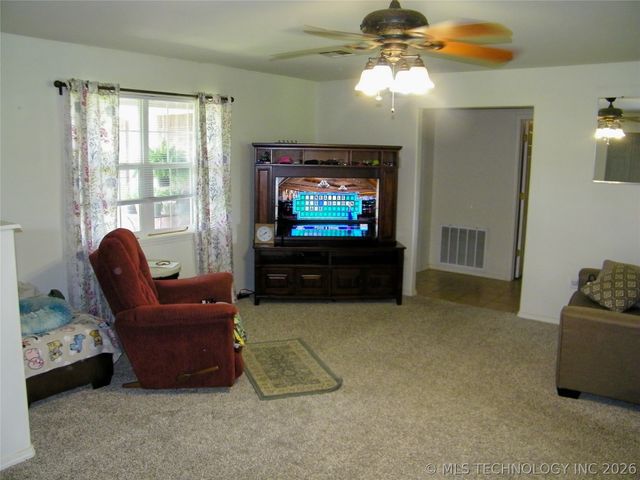405362 E 1235 Road, Eufaula, OK 74432