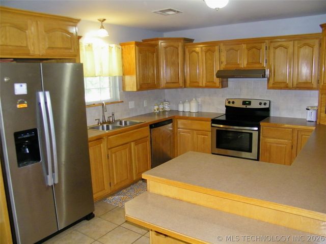 405362 E 1235 Road, Eufaula, OK 74432