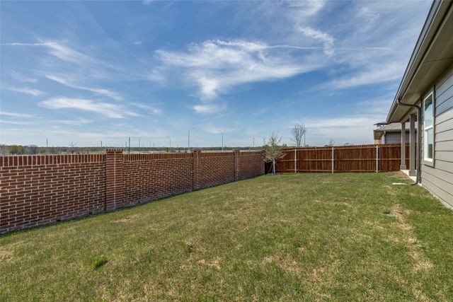 269 Cal Ford Drive, Justin, TX 76247