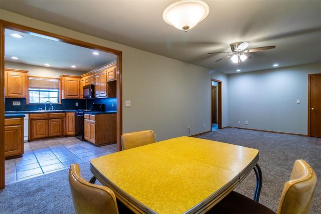912 Birch Street, Wellston, OK 74881
