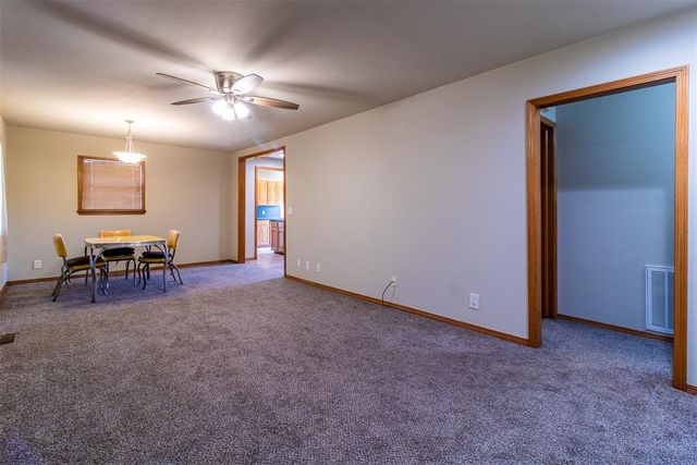 912 Birch Street, Wellston, OK 74881