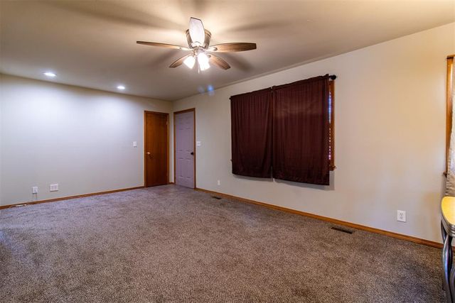 912 Birch Street, Wellston, OK 74881