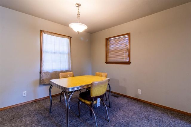 912 Birch Street, Wellston, OK 74881