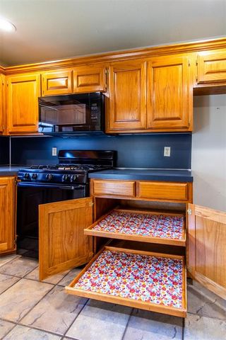 912 Birch Street, Wellston, OK 74881