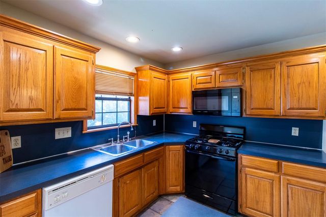 912 Birch Street, Wellston, OK 74881