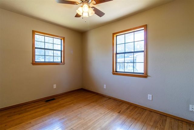 912 Birch Street, Wellston, OK 74881