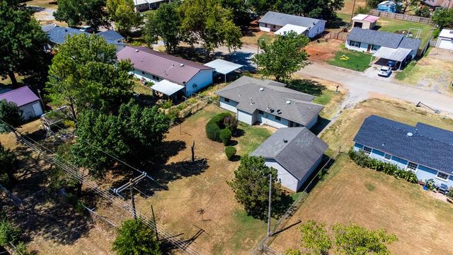 912 Birch Street, Wellston, OK 74881