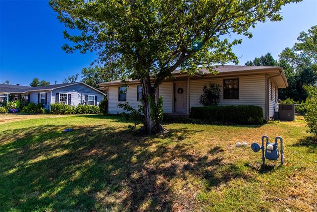 912 Birch Street, Wellston, OK 74881