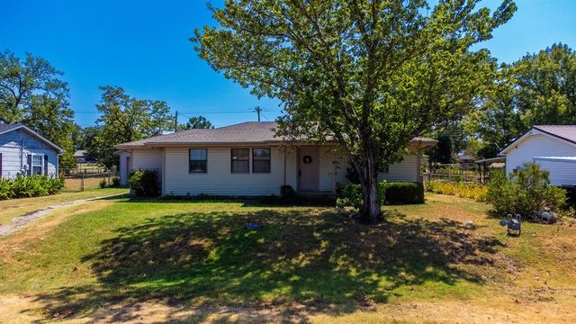 912 Birch Street, Wellston, OK 74881
