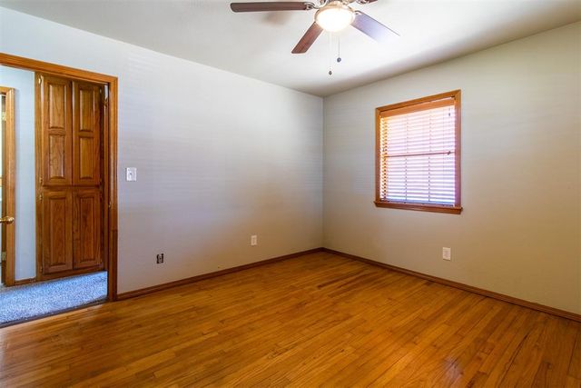 912 Birch Street, Wellston, OK 74881