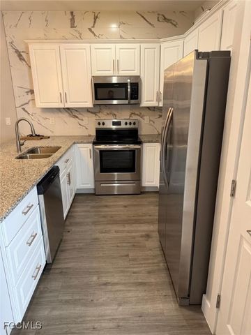 4644 25th ST SW, Lehigh Acres, FL 33973