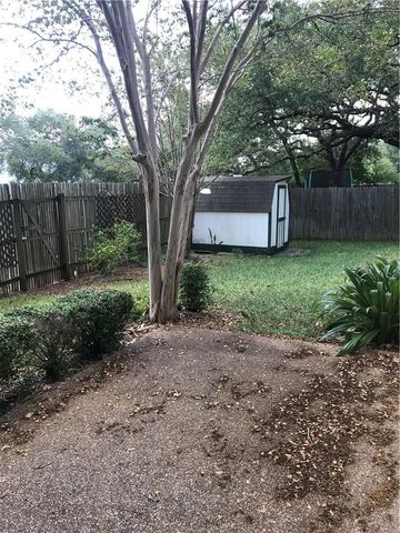 6428 Ruxton LN, Austin, TX 78749