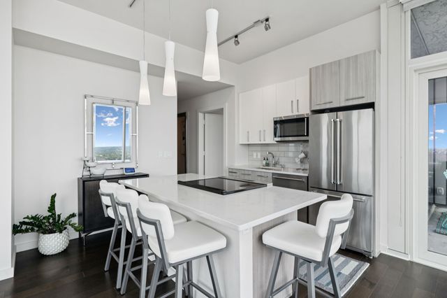 515 Church St Unit 3704, Nashville, TN 37219