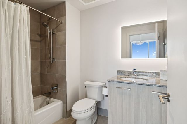 515 Church St Unit 3704, Nashville, TN 37219