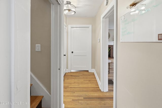 2132 Glenworth Ave, Louisville, KY 40218