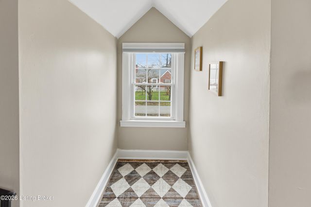 2132 Glenworth Ave, Louisville, KY 40218