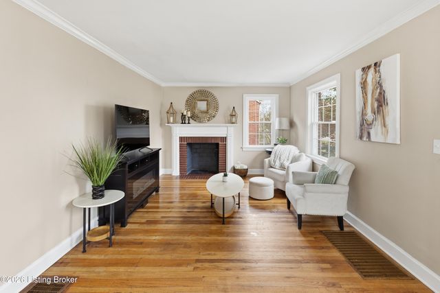 2132 Glenworth Ave, Louisville, KY 40218