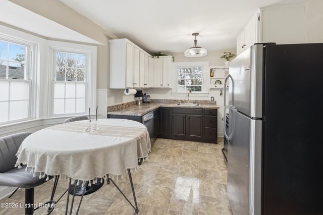 2132 Glenworth Ave, Louisville, KY 40218