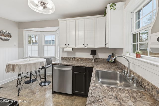 2132 Glenworth Ave, Louisville, KY 40218