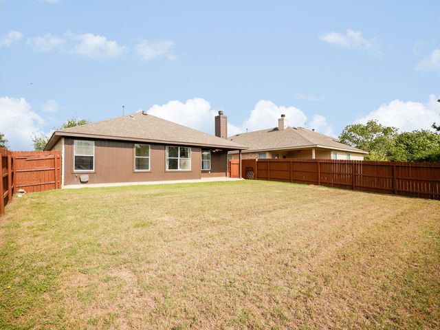 204 Caliber CV, Bastrop, TX 78602
