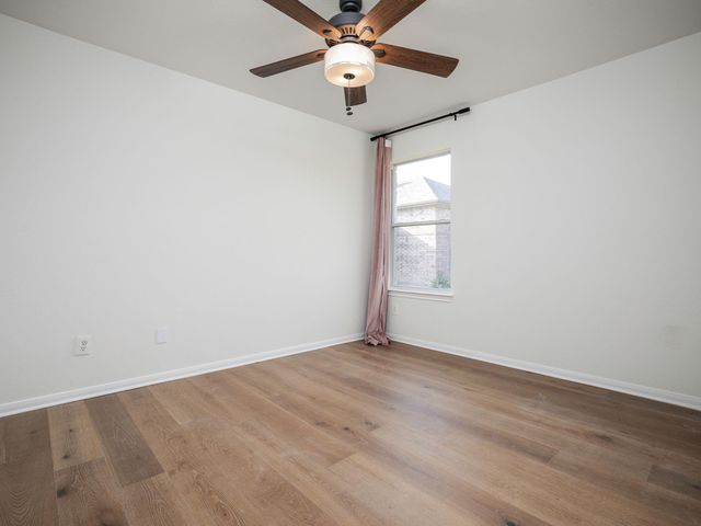 204 Caliber CV, Bastrop, TX 78602