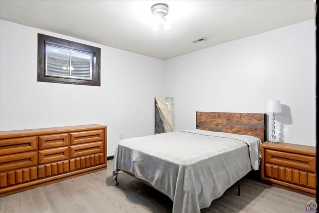 2734 SW Stutley RD, Topeka, KS 66614