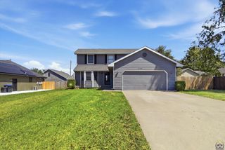 2734 SW Stutley RD, Topeka, KS 66614