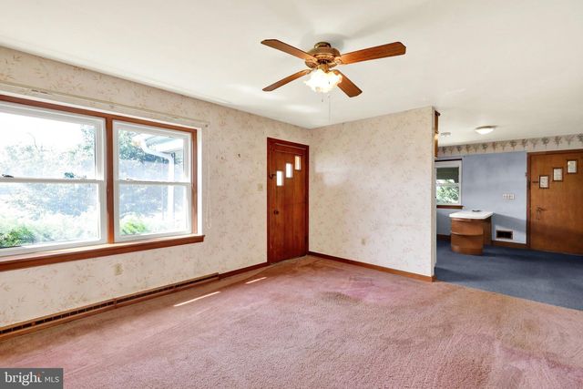 8893 ALLENTOWN PIKE, Fleetwood, PA 19522