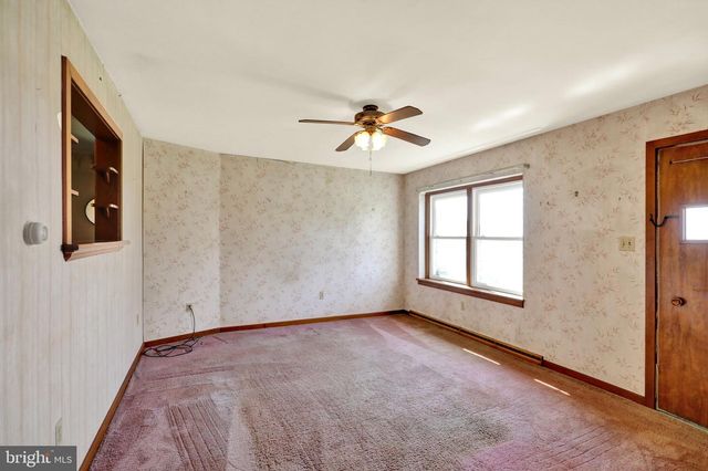 8893 ALLENTOWN PIKE, Fleetwood, PA 19522