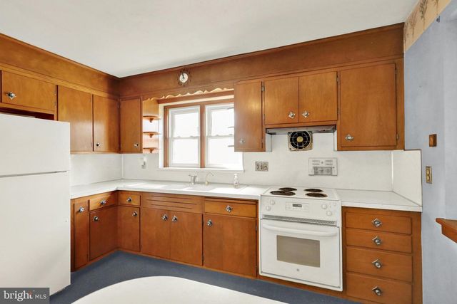 8893 ALLENTOWN PIKE, Fleetwood, PA 19522