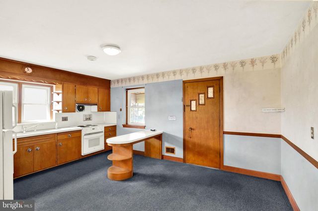 8893 ALLENTOWN PIKE, Fleetwood, PA 19522