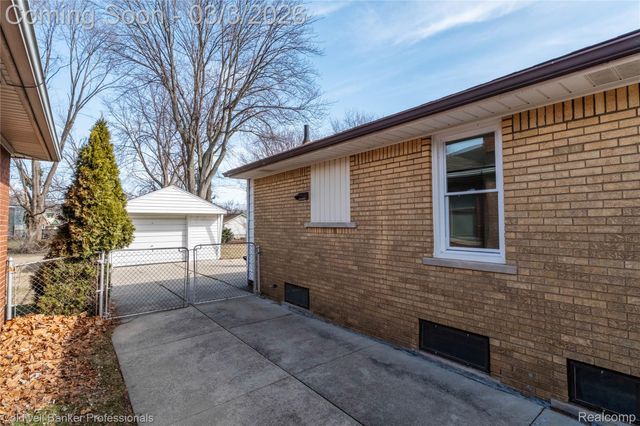 22617 Oconnor Street, St. Clair Shores, MI 48080