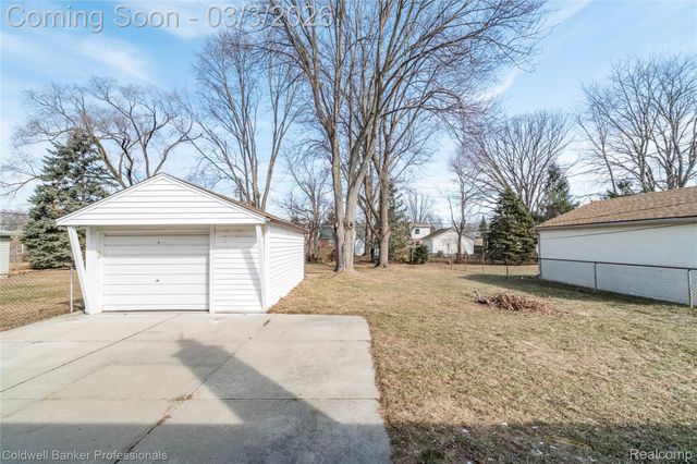 22617 Oconnor Street, St. Clair Shores, MI 48080