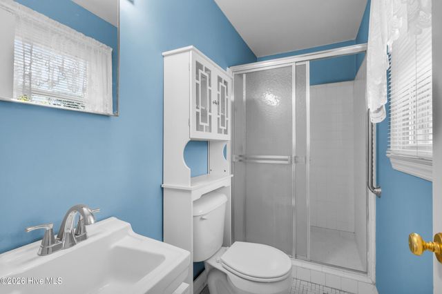 609 Edgehill Road, Trent Woods, NC 28562