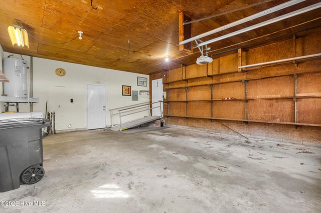 609 Edgehill Road, Trent Woods, NC 28562