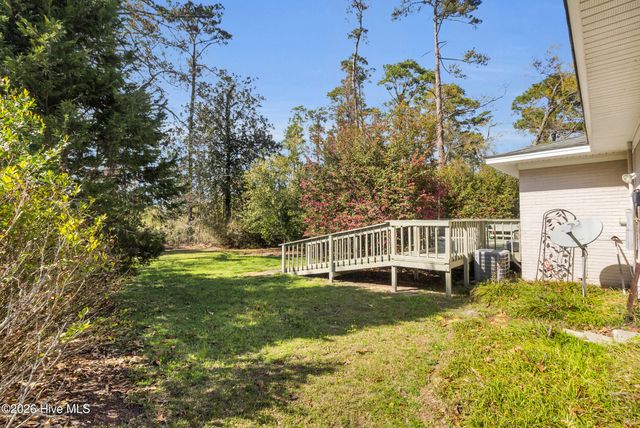 609 Edgehill Road, Trent Woods, NC 28562