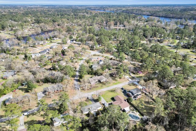 609 Edgehill Road, Trent Woods, NC 28562