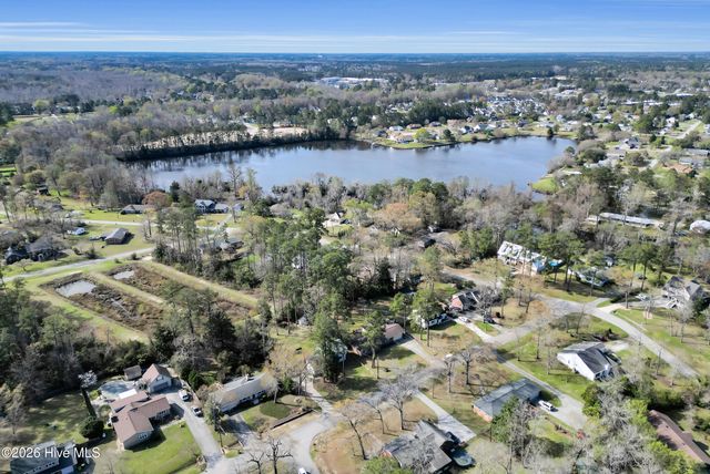 609 Edgehill Road, Trent Woods, NC 28562