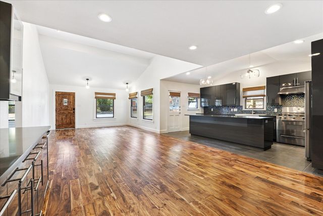 1106 Fairmount Ave, Austin, TX 78704