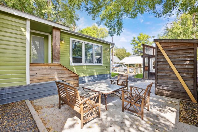 1106 Fairmount Ave, Austin, TX 78704