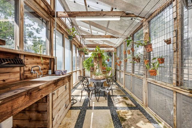 1106 Fairmount Ave, Austin, TX 78704