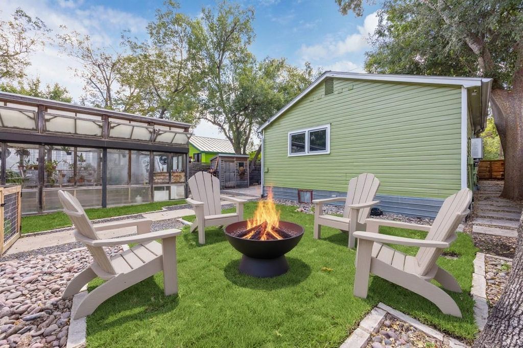 1106 Fairmount Ave, Austin, TX 78704