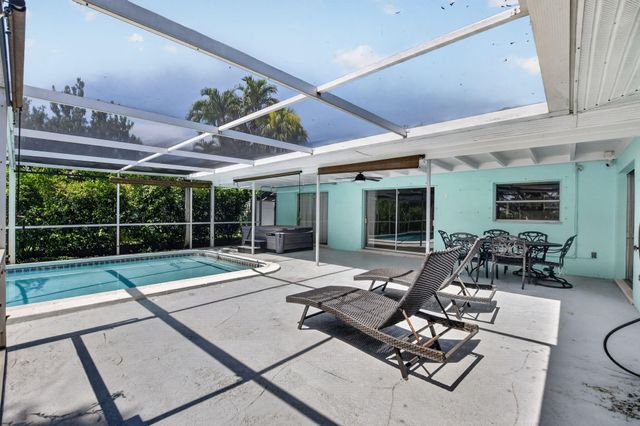 200 NW 11th Avenue, Boca Raton, FL 33486