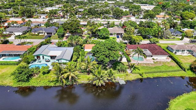 200 NW 11th Avenue, Boca Raton, FL 33486