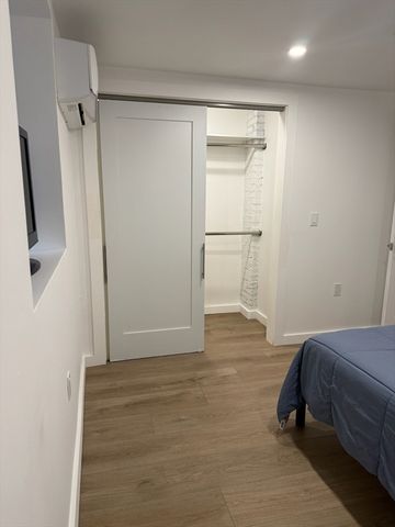 4 Westville r, Boston, MA 02119