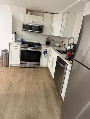 4 Westville r, Boston, MA 02119